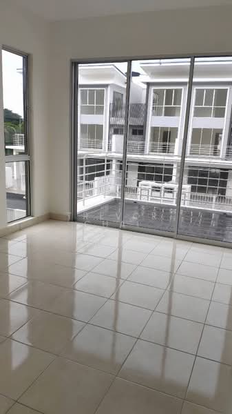 3-storey Terraced House for Sale in Seri Kembangan (Selangor) - Trevor Chai - Interior - PropertyGuru.com.my