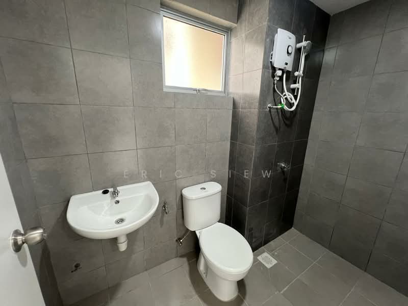 Bandar Tasik Selatan (Low Cost) untuk Untuk Disewa - RM 1,400 /bulan, Apr 2026 - Bathroom - PropertyGuru.com.my