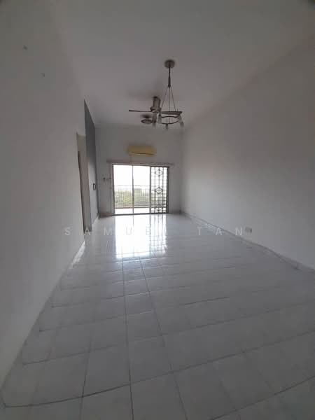 Condominium for Rent at Vista Amani - Samuel Tan - Living Room - PropertyGuru.com.my