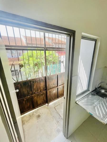 Rumah Teres untuk Disewa di Aman Putri (Sungai Buloh) - Erin Yusof - Exterior - PropertyGuru.com.my