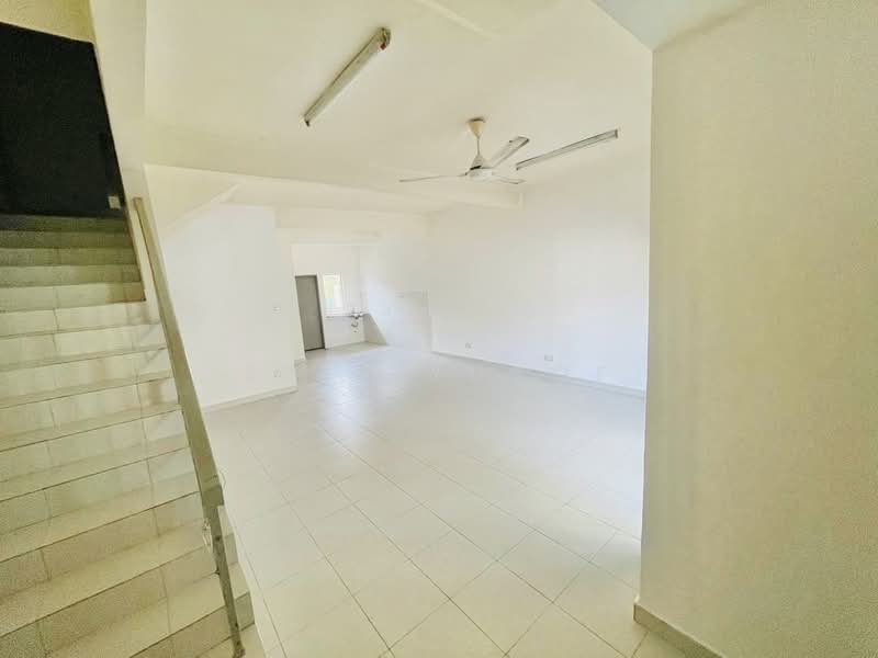 Rumah Teres untuk Disewa di Aman Putri (Sungai Buloh) - Erin Yusof - PropertyGuru.com.my