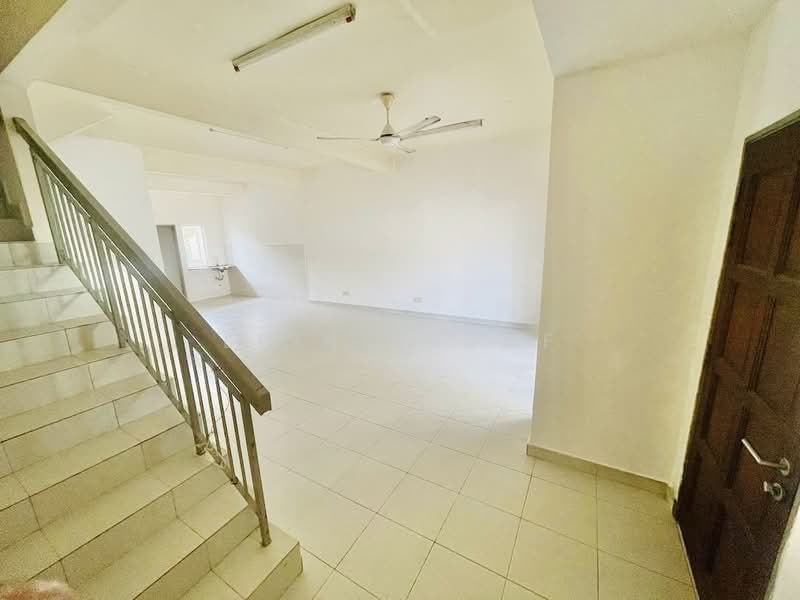 Rumah Teres untuk Disewa di Aman Putri (Sungai Buloh) - Erin Yusof - PropertyGuru.com.my