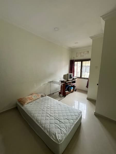 2-storey Terraced House for Sale in Taman Mount Austin (Tebrau) - Le Yang - Bedroom - PropertyGuru.com.my