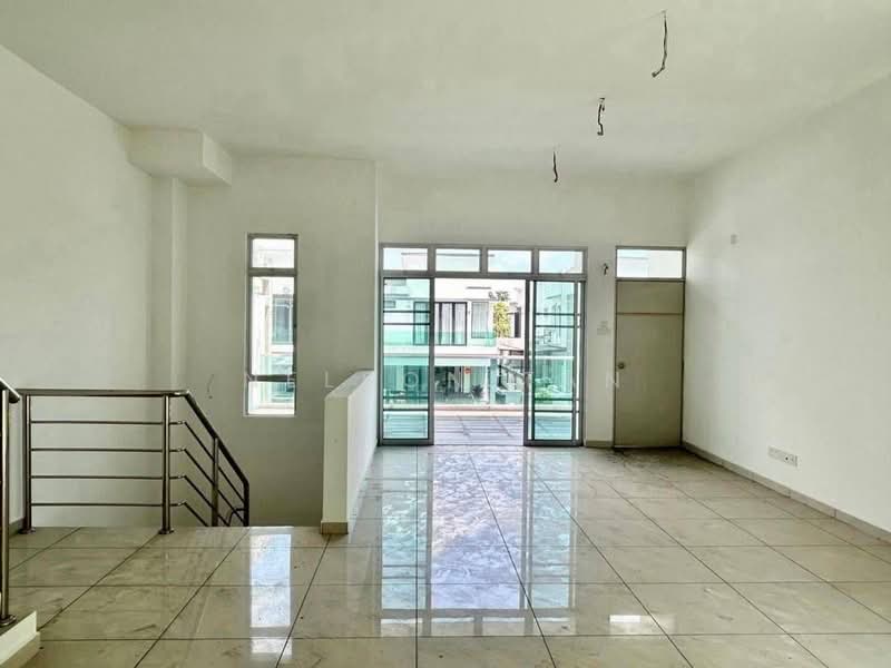 For Sale - Taman Kempas Utama