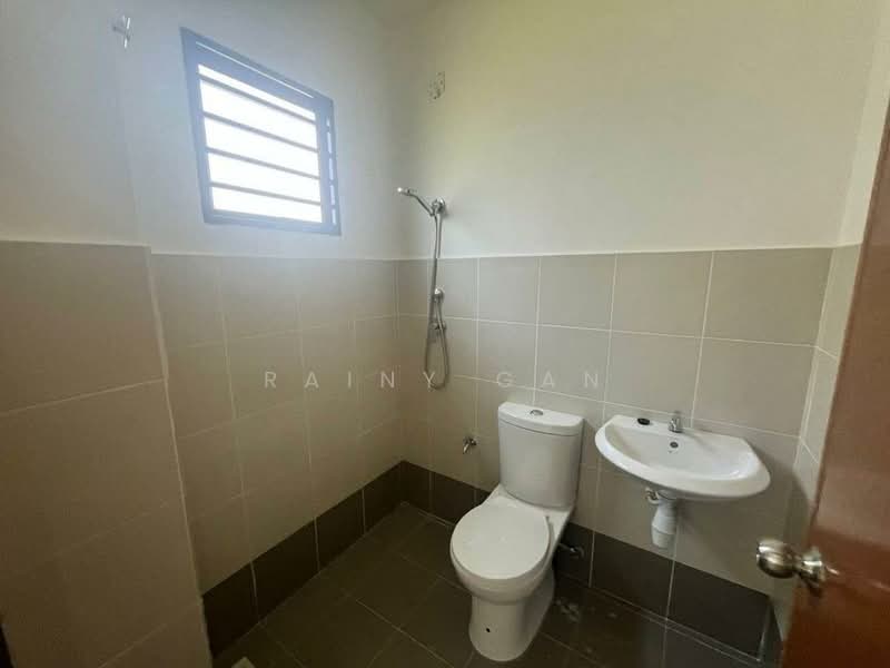 Puncak Alam untuk Untuk Dijual - RM 600,000, Apr 2026 - Bathroom - PropertyGuru.com.my