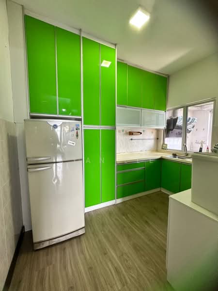 Apartment for Sale at Suria Kipark Damansara - Ryan Lee - Kitchen - PropertyGuru.com.my