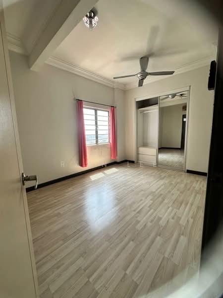 Apartment for Sale at Suria Kipark Damansara - Ryan Lee - Bedroom - PropertyGuru.com.my