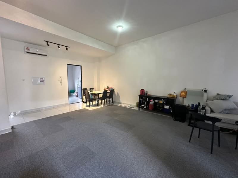 For Sale - The Laeken 28'x75' @ Eco Botanic