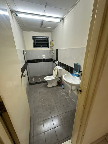 Koi Kinrara untuk Untuk Dijual - RM 359,999, Apr 2026 - Bathroom - PropertyGuru.com.my