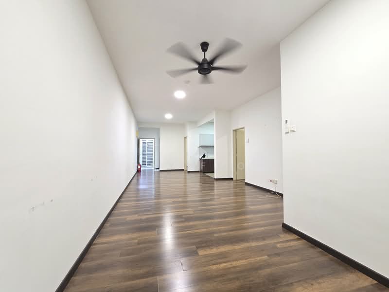 Camellia Residences untuk Untuk Disewa - RM 1,200 /bulan, Apr 2026 - Living Room - PropertyGuru.com.my