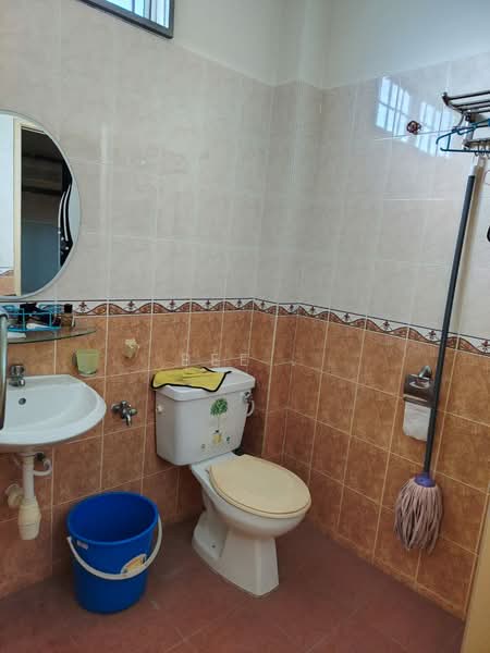 2-storey Terraced House for Sale in Taman Sinn (Melaka City) - Bee . - Bathroom - PropertyGuru.com.my