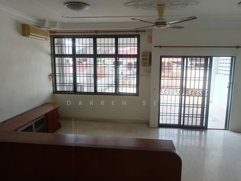 2-storey Terraced House for Sale in Johor Bahru (Johor) - Darren See - Living Room - PropertyGuru.com.my