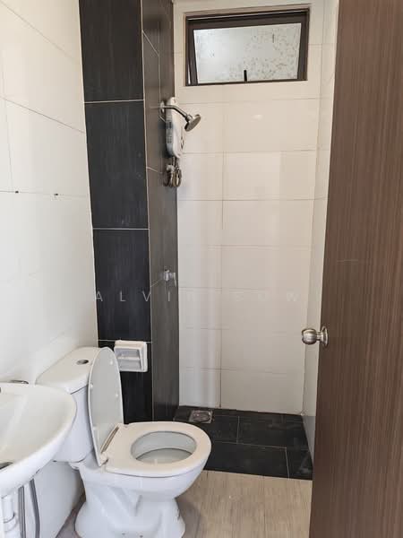 Seasons Garden Residences untuk Untuk Disewa - RM 1,800 /bulan, Apr 2026 - Bathroom - PropertyGuru.com.my