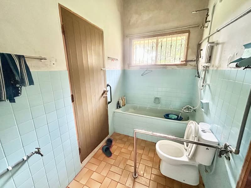 Semi-Detached House for Sale in Taman Setapak (Setapak) - Nurul Izza - Bathroom - PropertyGuru.com.my