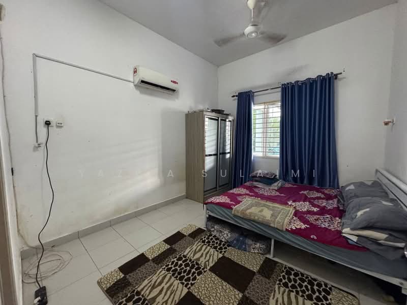1-storey Terraced House for Sale in Kampung Lombong (Shah Alam) - Yazila Sulaimi - PropertyGuru.com.my