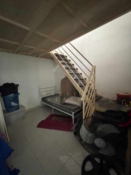 1-storey Terraced House for Sale in Kampung Lombong (Shah Alam) - Yazila Sulaimi - PropertyGuru.com.my