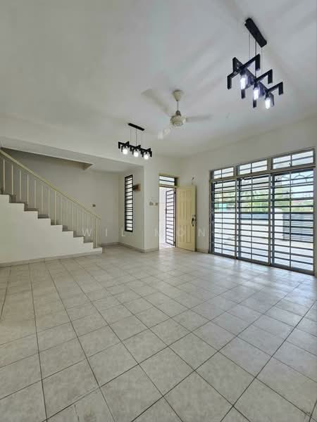2-storey Terraced House for Sale in Taman Desa Tebrau (Tebrau) - Wil Mong - Living Room - PropertyGuru.com.my
