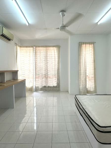 2-storey Terraced House for Rent in Setia Impian (Setia Alam) - Jarren Tan - Bedroom - PropertyGuru.com.my