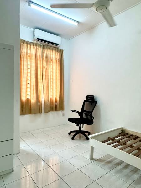2-storey Terraced House for Rent in Setia Impian (Setia Alam) - Jarren Tan - Bedroom - PropertyGuru.com.my