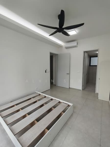 Condominium for Rent at EdgeWood Residences @ SkySanctuary - Alvin Sow - Bedroom - PropertyGuru.com.my