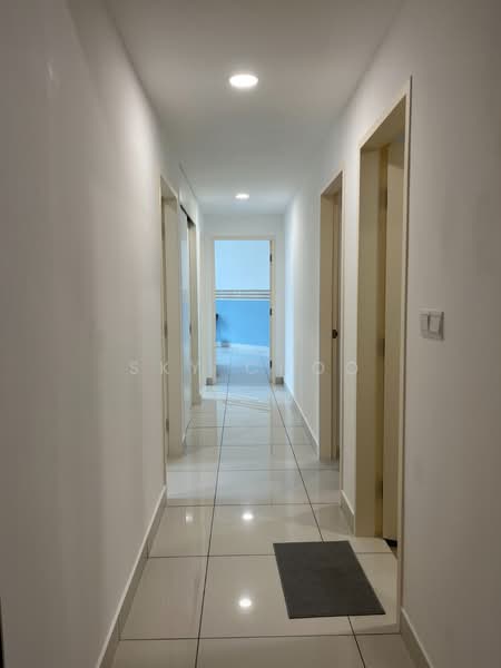 Service Residence for Sale at Parc 3 - Sky Choo - Corridor - PropertyGuru.com.my