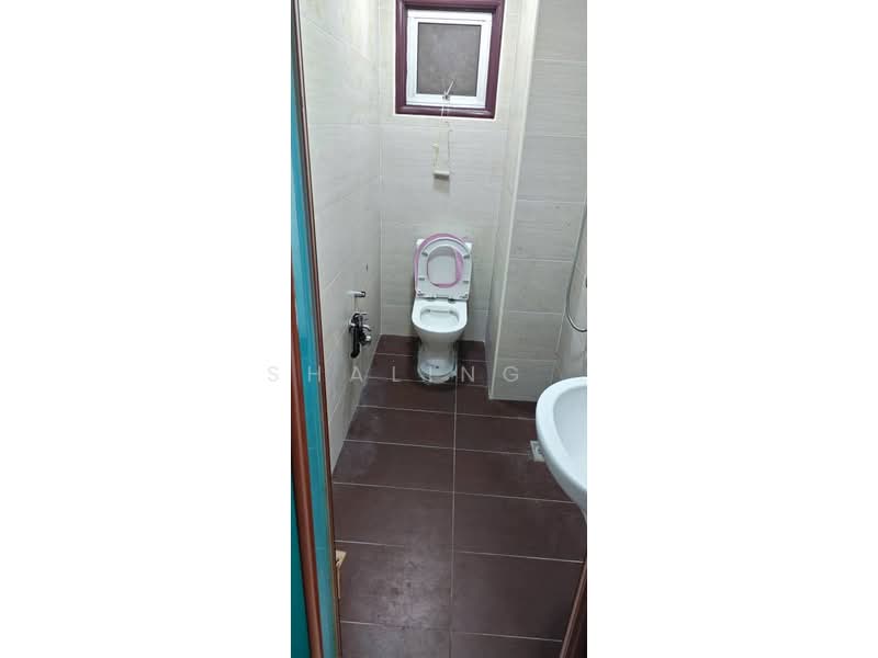 Condominium for Sale at Forest Green - Shaling . - Bathroom - PropertyGuru.com.my
