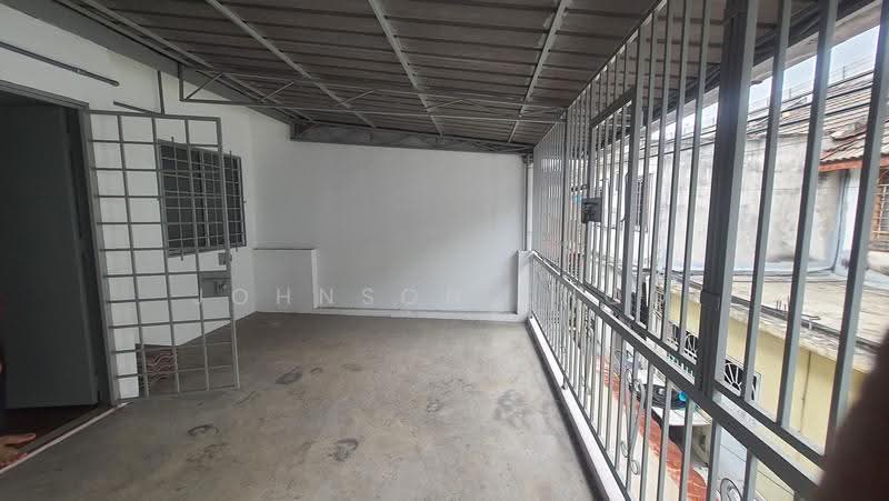 2-storey Terraced House for Sale in Taman Puchong Perdana (Puchong) - Johnson Khoo - 1st, Floor Extended - PropertyGuru.com.my