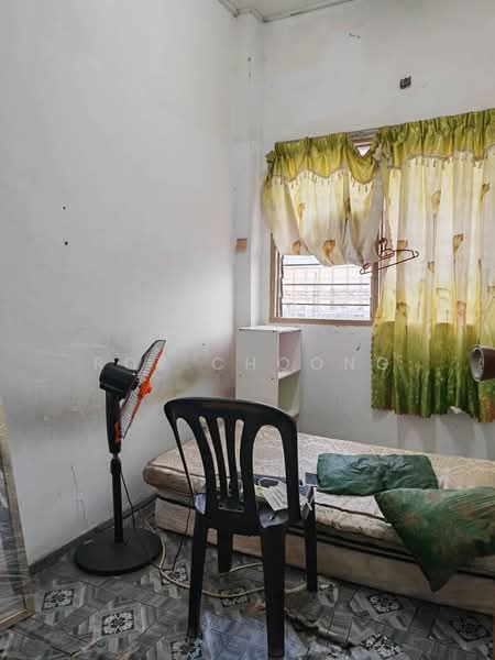 Apartment for Sale at Pangsapuri Elina - Roy Choong - Bedroom - PropertyGuru.com.my