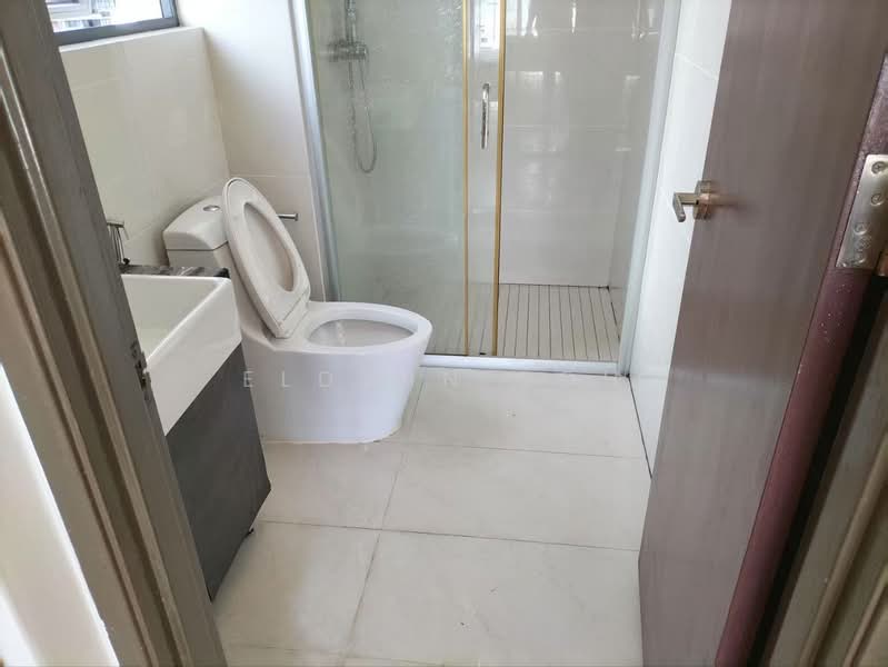Condominium for Rent at Bay Laurel @ Country Garden Danga Bay - Eldwin Soh - Bathroom - PropertyGuru.com.my