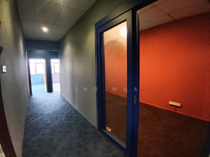 taman melawati jalan bandar 12 . 3rd floor office space untuk Untuk Disewa - RM 1,500 /bulan, Apr 2026 - Corridor - PropertyGuru.com.my