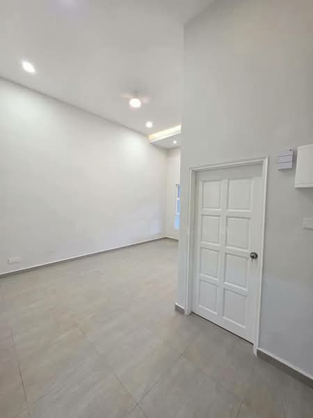 1-storey Terraced House for Sale in Taman Perling (Perling) - Robin Lim - Interior - PropertyGuru.com.my