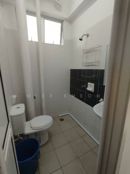 Apartment for Sale at Idaman Iris - Mike Kheoh - Bathroom - PropertyGuru.com.my