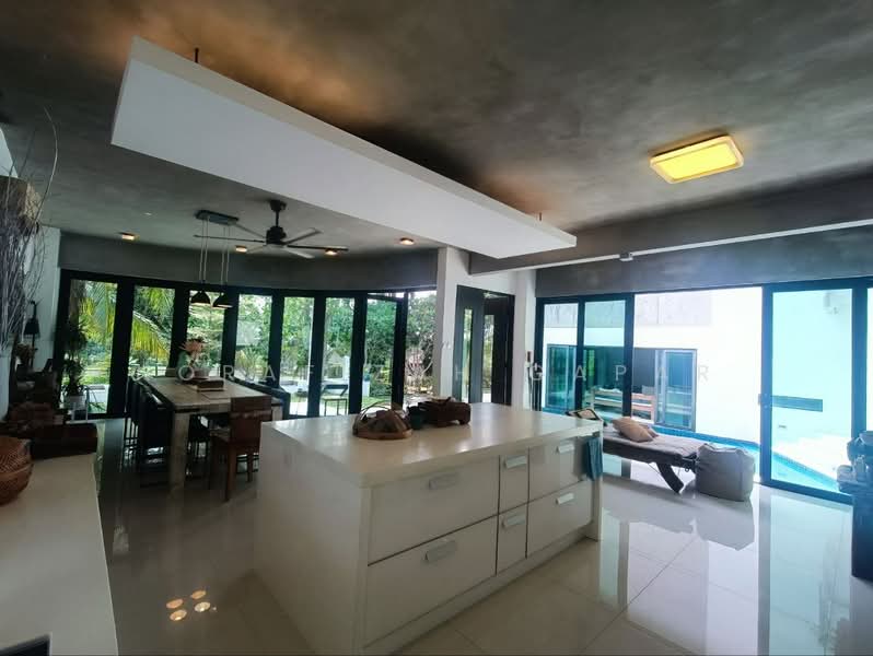 Bungalow for Sale in Perdana Lakeview East (Cyberjaya) - NoraFizah Gapar - Kitchen - PropertyGuru.com.my