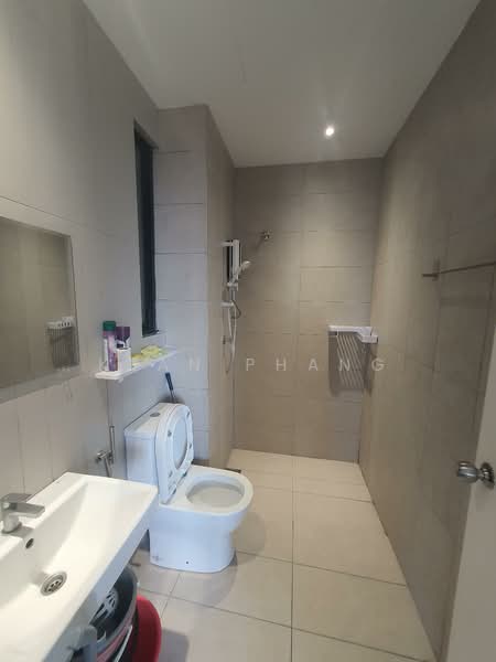 Service Residence for Rent at Kenwingston Avenue - Kean Phang - Bathroom - PropertyGuru.com.my
