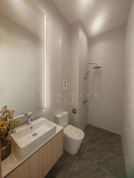 Kediaman Servis untuk Dijual di Maxim D'Parc - Chan Ying Yee - Bathroom - PropertyGuru.com.my