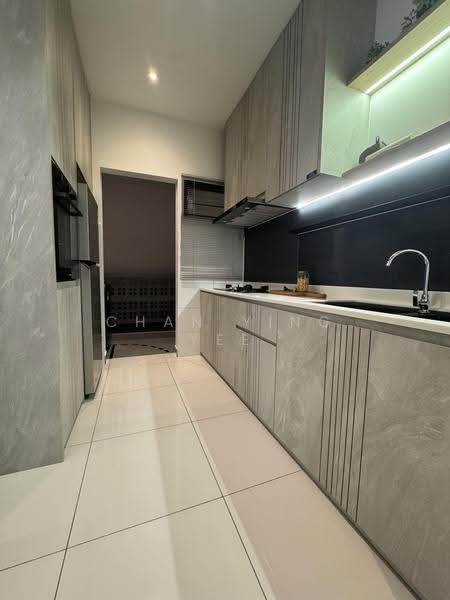 Kediaman Servis untuk Dijual di Maxim D'Parc - Chan Ying Yee - Kitchen - PropertyGuru.com.my