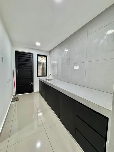 Pasir Gudang , Taman Kota Masai untuk Untuk Dijual - RM 358,000, Apr 2026 - Kitchen - PropertyGuru.com.my