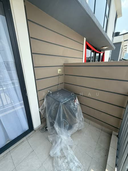 2-storey Terraced House for Rent in Semenyih (Selangor) - Chris Chau - Balcony - PropertyGuru.com.my