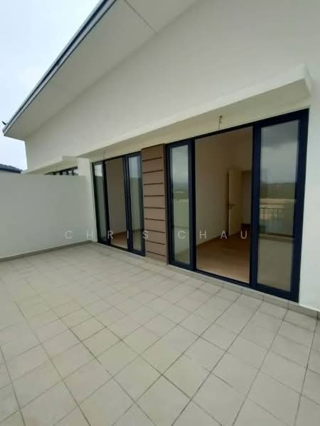 2-storey Terraced House for Rent in Semenyih (Selangor) - Chris Chau - Balcony  - PropertyGuru.com.my