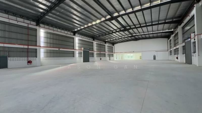 Warehouse for Rent in Taman Perindustrian Sime Uep (Subang Jaya) - Jason Gan - Interior - PropertyGuru.com.my