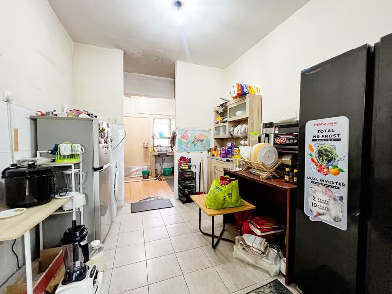 2-storey Terraced House for Sale in Taman Sutera (Kajang) - Mahirah . - Kitchen - PropertyGuru.com.my