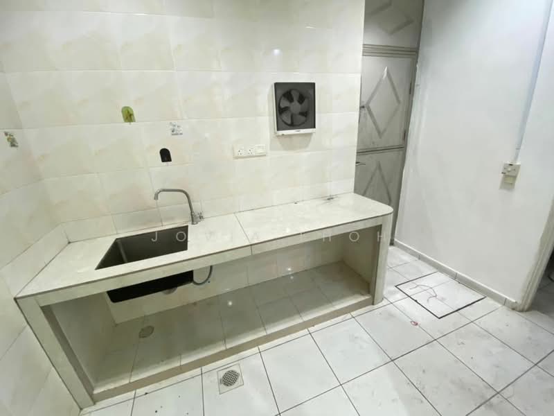 Rumah Teres 1.5 Tingkat untuk Disewa di Setia Eco Gardens (Gelang Patah) - Jovia Thoh - Kitchen - PropertyGuru.com.my