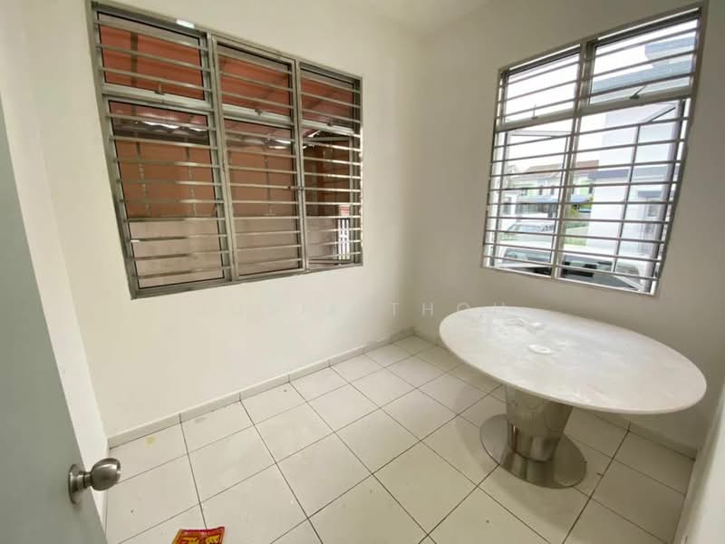 Rumah Teres 1.5 Tingkat untuk Disewa di Setia Eco Gardens (Gelang Patah) - Jovia Thoh - Dining Room - PropertyGuru.com.my