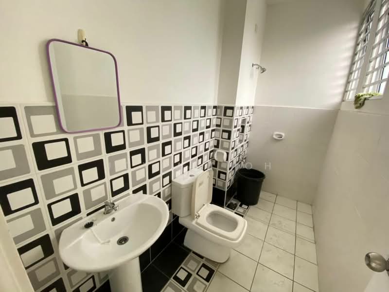1.5-storey Terraced House for Rent in Iskandar Puteri (Nusajaya) (Johor) - Jovia Thoh - Bathroom - PropertyGuru.com.my