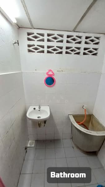 Apartment for Sale at Orchid @ Anggerik - Dean Chang - Bathroom - PropertyGuru.com.my