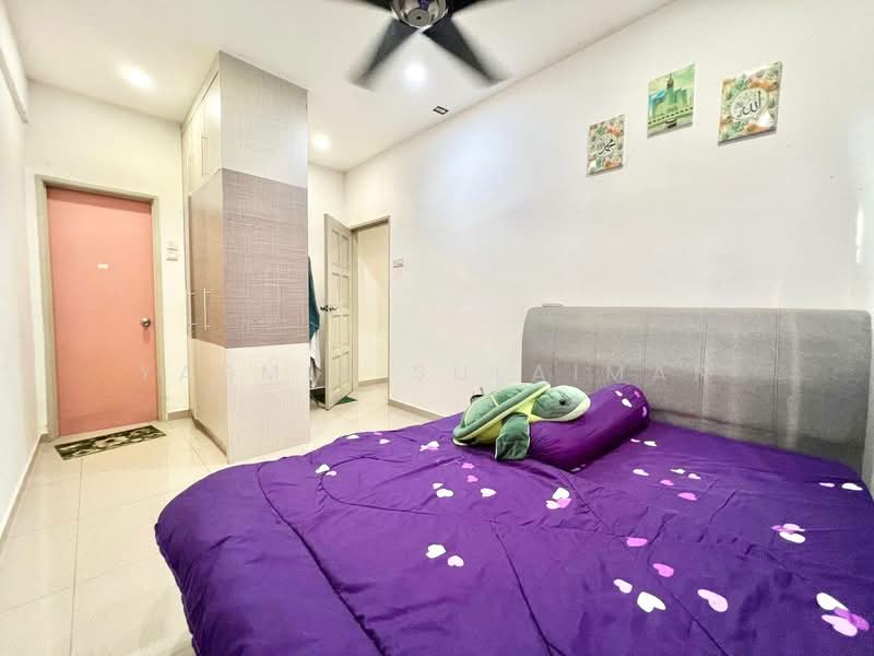 Apartment for Sale at Impian Sentosa - Yasmin Sulaiman - Bedroom - PropertyGuru.com.my
