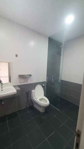 Terraced House for Rent in Bangi (Selangor) - Nurul Waheeda - Bathroom - PropertyGuru.com.my