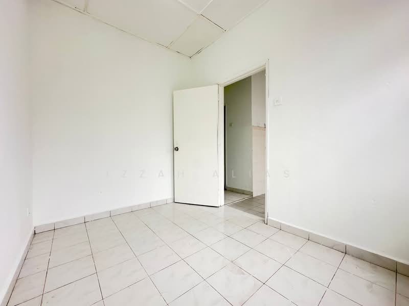 1-storey Terraced House for Sale in Taman Desaria (Nilai) - Izzah Alias - PropertyGuru.com.my