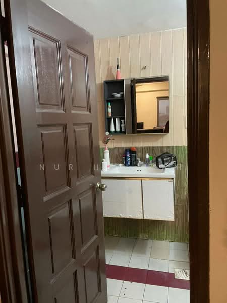 Condominium for Sale at Sri Alam Condominium - Nur Hanizah - PropertyGuru.com.my