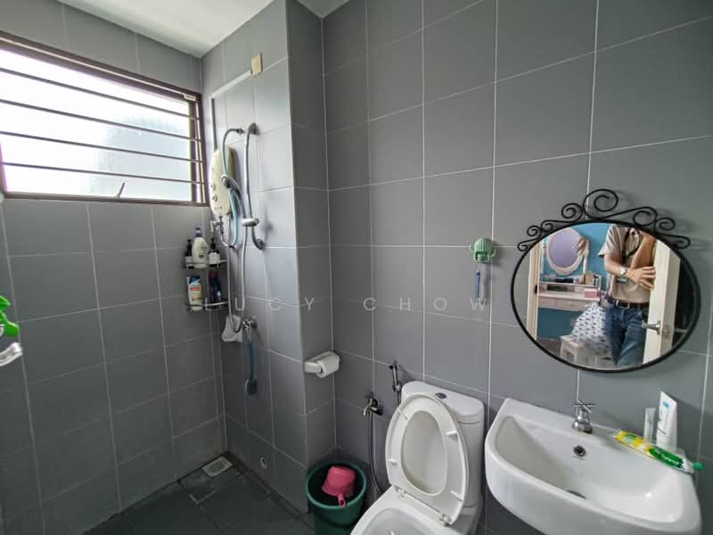 2-storey Terraced House for Sale in M Residence (Rawang) - Lucy Chow - Bathroom - PropertyGuru.com.my